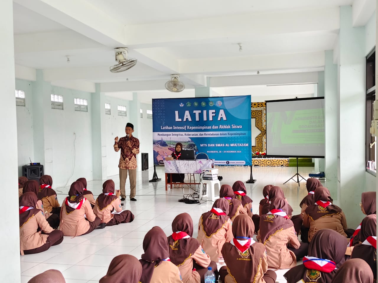 Berita Gambar
