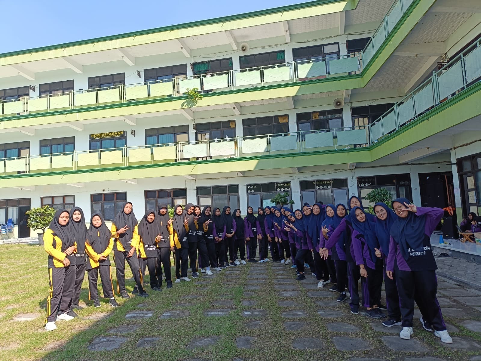 Berita Gambar